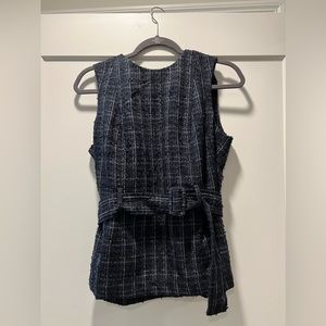Ann Taylor tweed sleeveless belted top in navy blue (size 6)